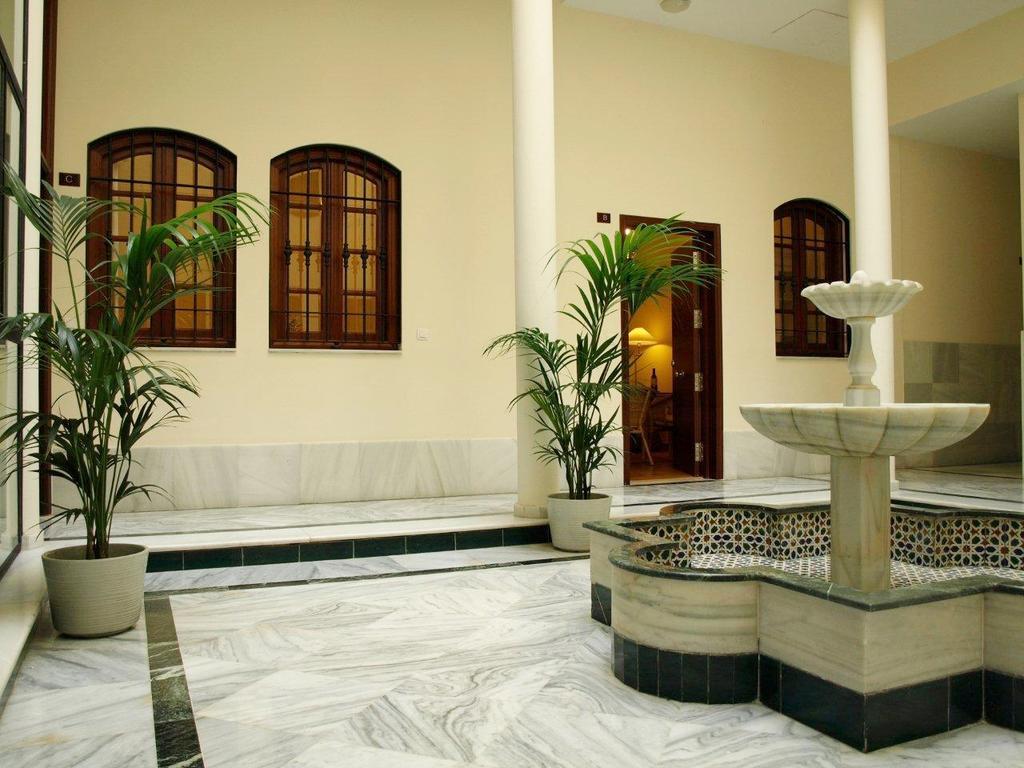 Centro Juderia Apartment *