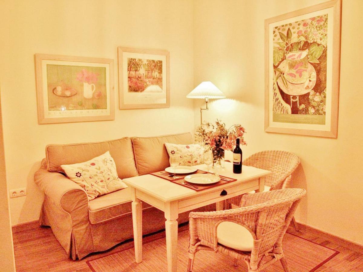 Centro Juderia Apartment *